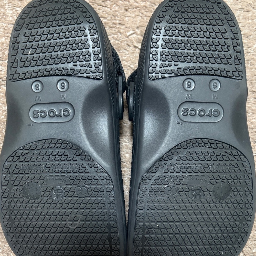 Crocs - Picture 3 of 3